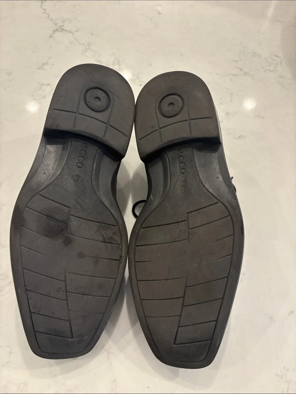 Men’s Ecco leather dress shoe | size 41